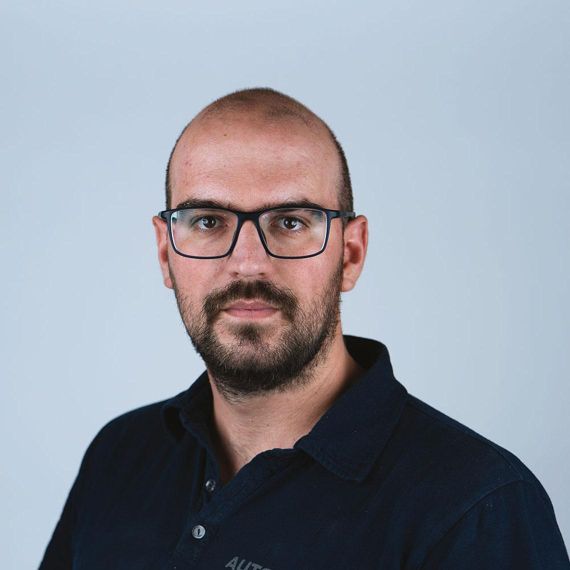 Petr Vlček