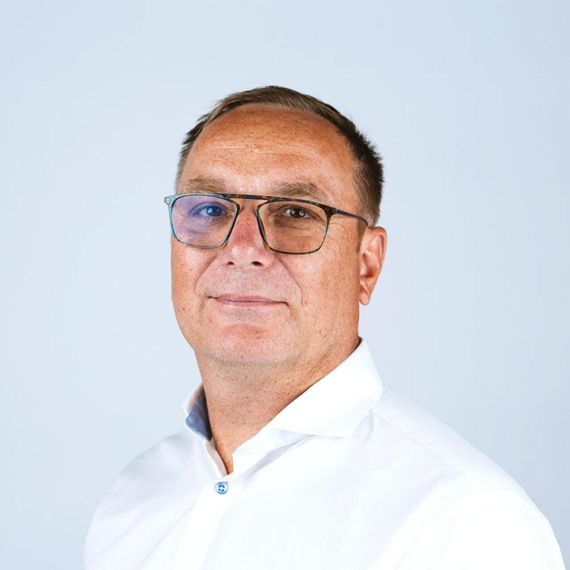Petr Vacek
